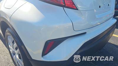 2020 Toyota C-HR LE - zdjęcie 23 z 25 - miniatura