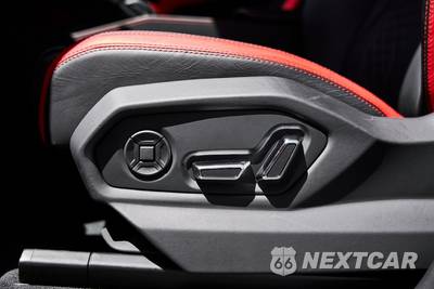 2023 Lamborghini Urus S - zdjęcie 36 z 50 - miniatura