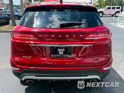 2019 Lincoln MKC Reserve - zdjęcie 8 z 43 - miniatura