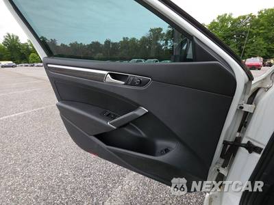 2017 Volkswagen Passat 1.8T SE - zdjęcie 9 z 17 - miniatura