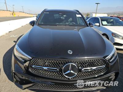 2024 Mercedes-Benz GLC 300 - zdjęcie 2 z 24 - miniatura