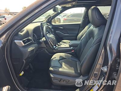 2022 Toyota Highlander XSE - zdjęcie 7 z 40 - miniatura