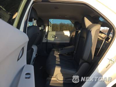 2025 Hyundai IONIQ 5 SEL - zdjęcie 13 z 18 - miniatura