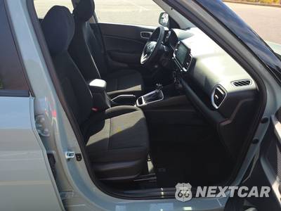 2026 Hyundai Venue SE - zdjęcie 8 z 23 - miniatura
