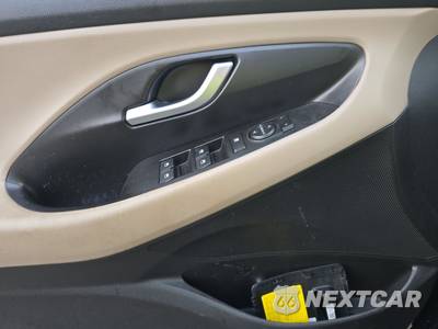 2020 Hyundai Elantra GT Hatchback - zdjęcie 9 z 29 - miniatura