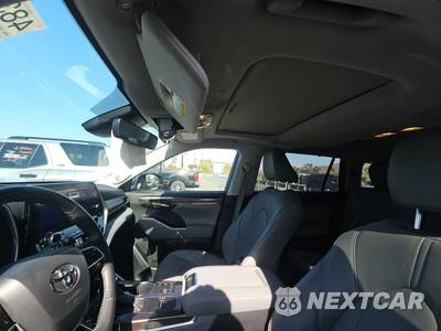 2023 Toyota Highlander Hybrid Limited - zdjęcie 18 z 35 - miniatura
