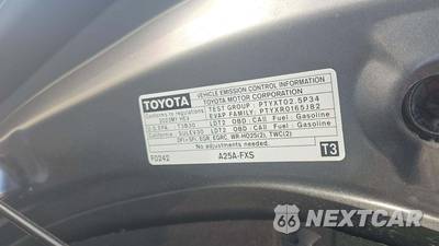 2023 Toyota Highlander Hybrid Limited - zdjęcie 19 z 35 - miniatura
