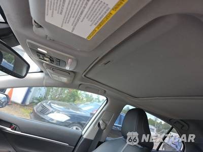 2023 Toyota Camry SE - zdjęcie 17 z 34 - miniatura
