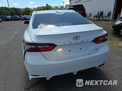 2023 Toyota Camry SE - zdjęcie 5 z 34 - miniatura
