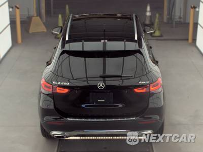2023 Mercedes-Benz GLA 250 4MATIC - zdjęcie 5 z 32 - miniatura