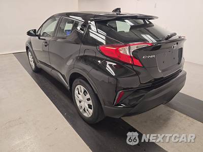 2021 Toyota C-HR LE - zdjęcie 6 z 18 - miniatura