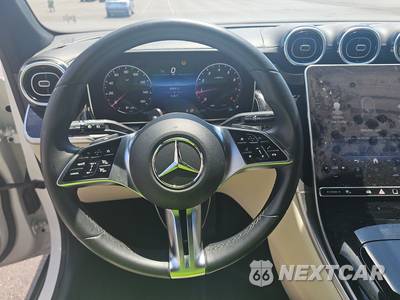 2025 Mercedes-Benz GLC 300 4MATIC - zdjęcie 10 z 21 - miniatura