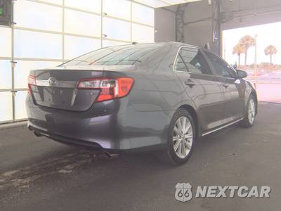 2013 Toyota Camry XLE - zdjęcie 4 z 24 - miniatura