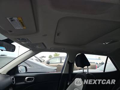 2026 Hyundai Venue SEL - zdjęcie 17 z 23 - miniatura