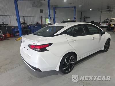 2023 Nissan Versa SR - zdjęcie 4 z 17 - miniatura