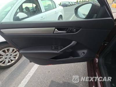 2012 Volkswagen Passat 2.5L S w/Appearance - zdjęcie 9 z 23 - miniatura