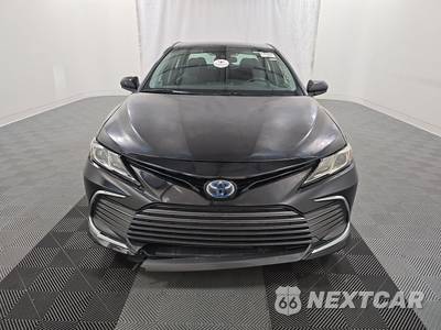 2021 Toyota Camry Hybrid LE - zdjęcie 2 z 44 - miniatura