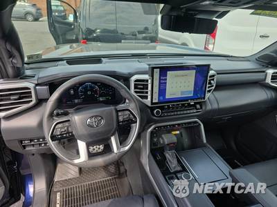 2024 Toyota Sequoia Platinum - zdjęcie 8 z 15 - miniatura