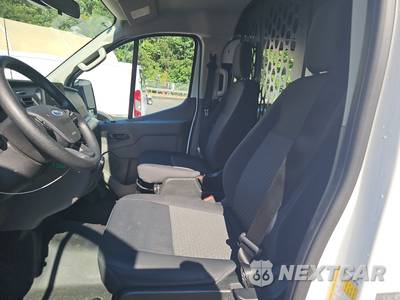 2025 Ford Transit 250 Cargo Van Low Roof 130.0" WB - zdjęcie 7 z 29 - miniatura