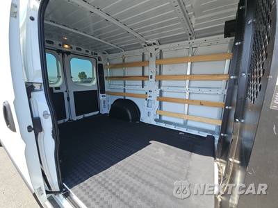 2025 Ram ProMaster 2500 Cargo Van Tradesman w/Passenger Seat Low Roof 136.0" WB - zdjęcie 13 z 35 - miniatura