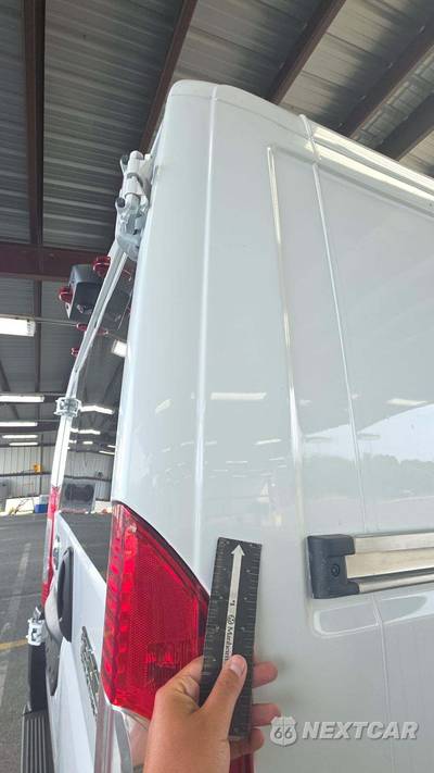 2025 Ram ProMaster 2500 Cargo Van Tradesman w/Passenger Seat Low Roof 136.0" WB - zdjęcie 17 z 25 - miniatura