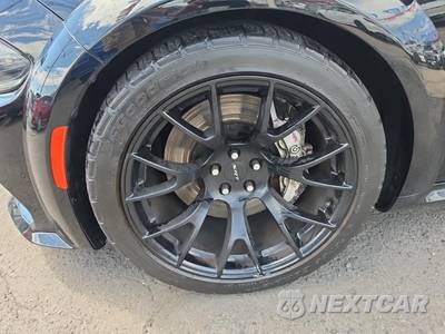 2020 Dodge Charger SRT Hellcat - zdjęcie 8 z 23 - miniatura