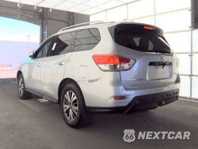 2019 Nissan Pathfinder SV - zdjęcie 6 z 65 - miniatura