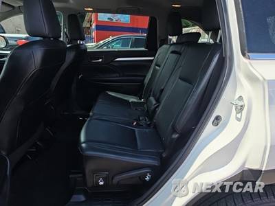 2015 Toyota Highlander XLE - zdjęcie 16 z 24 - miniatura