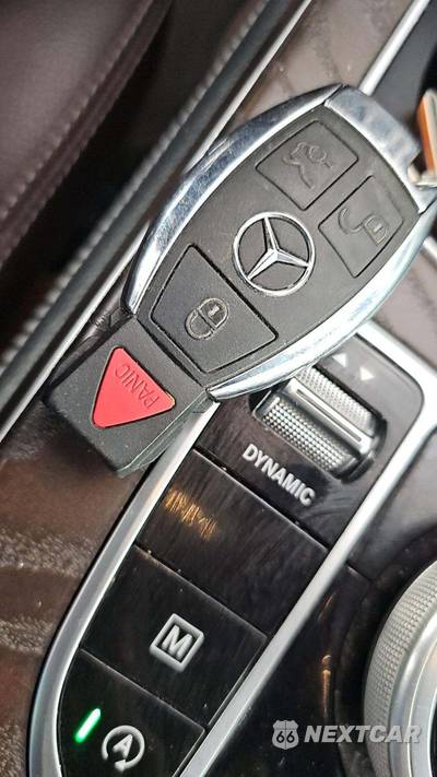 2018 Mercedes-Benz GLC 300 - zdjęcie 18 z 33 - miniatura