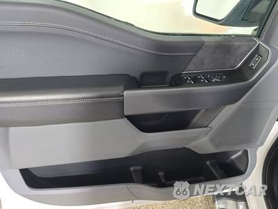 2025 Ford F-150 XLT Crew Cab Short Bed - zdjęcie 9 z 25 - miniatura