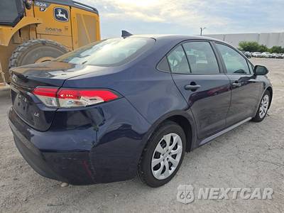 2025 Toyota Corolla LE Sedan - zdjęcie 4 z 17 - miniatura