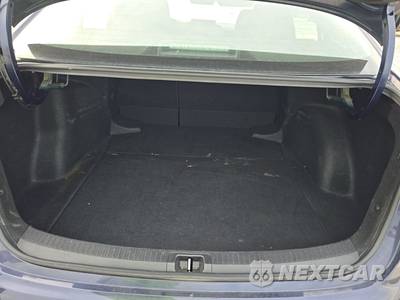 2025 Toyota Corolla LE Sedan - zdjęcie 16 z 17 - miniatura