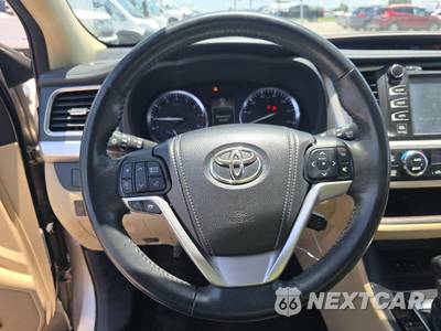 2014 Toyota Highlander Limited - zdjęcie 10 z 26 - miniatura