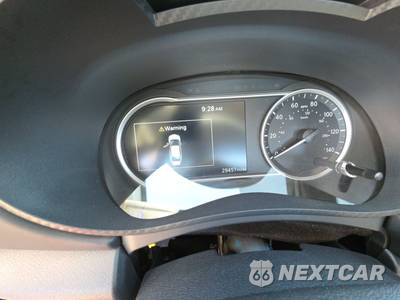 2025 Nissan Versa SR - zdjęcie 12 z 18 - miniatura