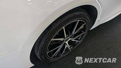 2023 Toyota Camry SE - zdjęcie 33 z 34 - miniatura