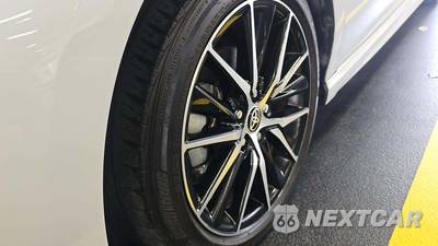 2023 Toyota Camry SE - zdjęcie 23 z 34 - miniatura
