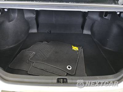 2023 Toyota Camry SE - zdjęcie 16 z 34 - miniatura