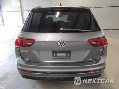 2021 Volkswagen Tiguan SE R-Line Black - zdjęcie 5 z 21 - miniatura