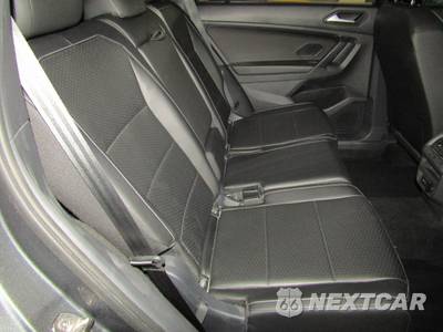 2021 Volkswagen Tiguan SE R-Line Black - zdjęcie 17 z 21 - miniatura