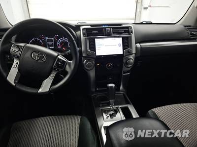 2022 Toyota 4Runner SR5 - zdjęcie 11 z 33 - miniatura