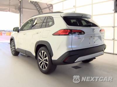 2024 Toyota Corolla Cross XLE - zdjęcie 6 z 36 - miniatura