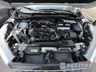 2024 Toyota Corolla Cross XLE - zdjęcie 15 z 36 - miniatura