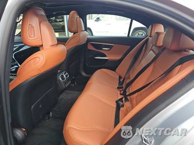 2023 Mercedes-Benz C 300 4MATIC Sedan - zdjęcie 13 z 35 - miniatura