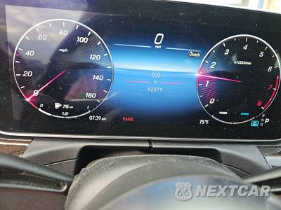 2023 Mercedes-Benz C 300 4MATIC Sedan - zdjęcie 12 z 35 - miniatura