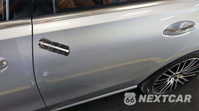 2023 Mercedes-Benz C 300 4MATIC Sedan - zdjęcie 24 z 35 - miniatura