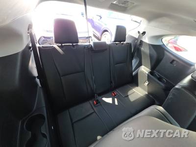 2023 Toyota Highlander XLE - zdjęcie 14 z 25 - miniatura