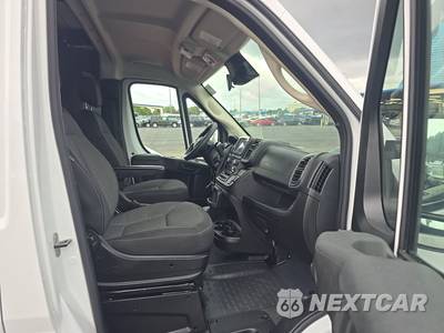 2025 Ram ProMaster 2500 Cargo Van Tradesman w/Passenger Seat Low Roof 136.0" WB - zdjęcie 8 z 21 - miniatura