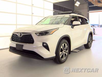 2023 Toyota Highlander XLE - zdjęcie 1 z 24 - miniatura