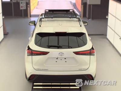 2023 Toyota Highlander XLE - zdjęcie 5 z 24 - miniatura