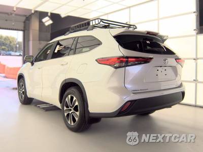 2023 Toyota Highlander XLE - zdjęcie 6 z 24 - miniatura